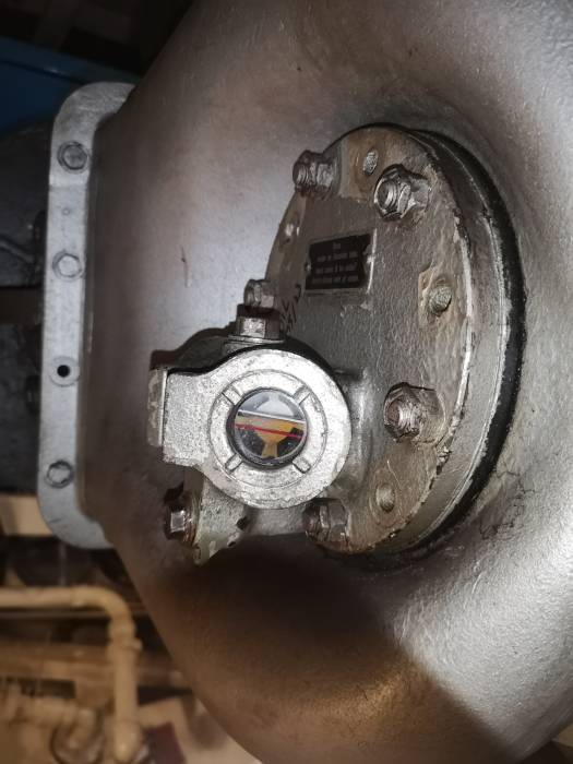 oliebad_turbo_achter.jpg oliebad_turbo_achter.jpg