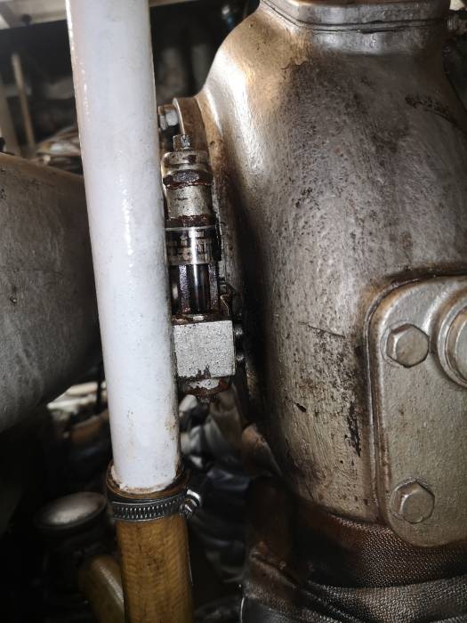 oliepeilglas_turbo_voor.jpg oliepeilglas_turbo_voor.jpg